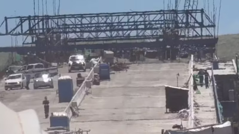 Acidente em obra da Ponte do Futuro deixa trabalhadores feridos, na Paraíba