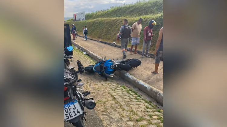 Motociclista morre após acidente envolvendo dois carros em Santa Rita