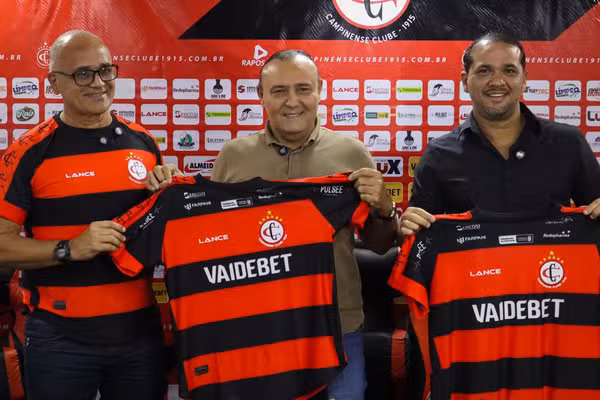 Campinense projeta elenco com 26 atletas e ajusta detalhes para a pré-temporada da Copa Paraíba 2026