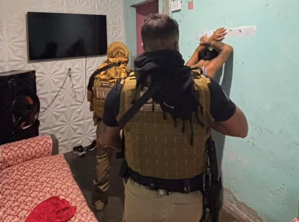 Operação cumpre 21 mandados de prisão e bloqueia R$ 15 milhões de organização criminosa em 4 cidades da Paraíba
