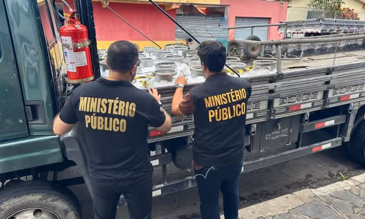 Operação apreende 36 botijões de gás e prende homem por venda ilegal em Cacimba de Dentro