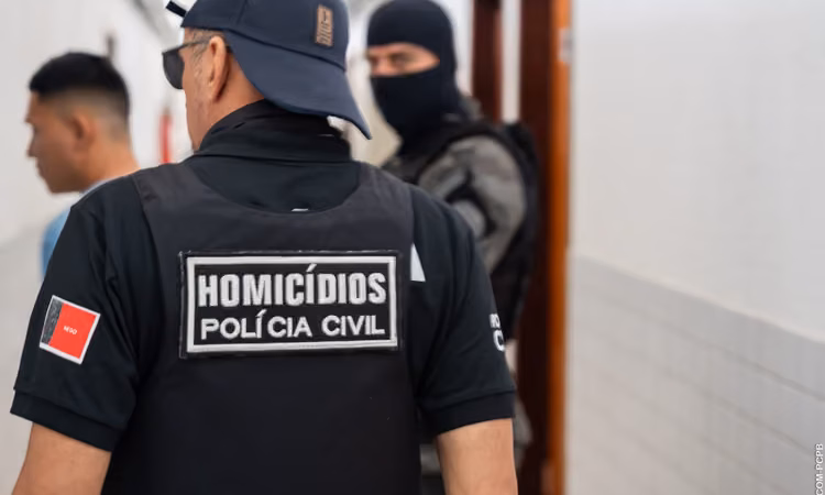 Polícia Civil e Gaeco realizam operação contra facção acusada de mortes com cabeças arrancadas em João Pessoa